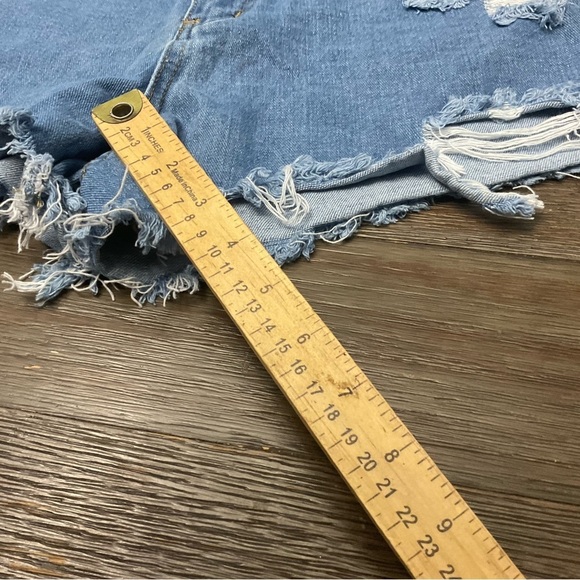 Shein Denim Shorts Distressed Raw Edge Woman's Size Small Large - Picture 4 of 6